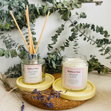 Load image into Gallery viewer, Jesmonite Coasters with reed diffuser and candle - Refill Mill
