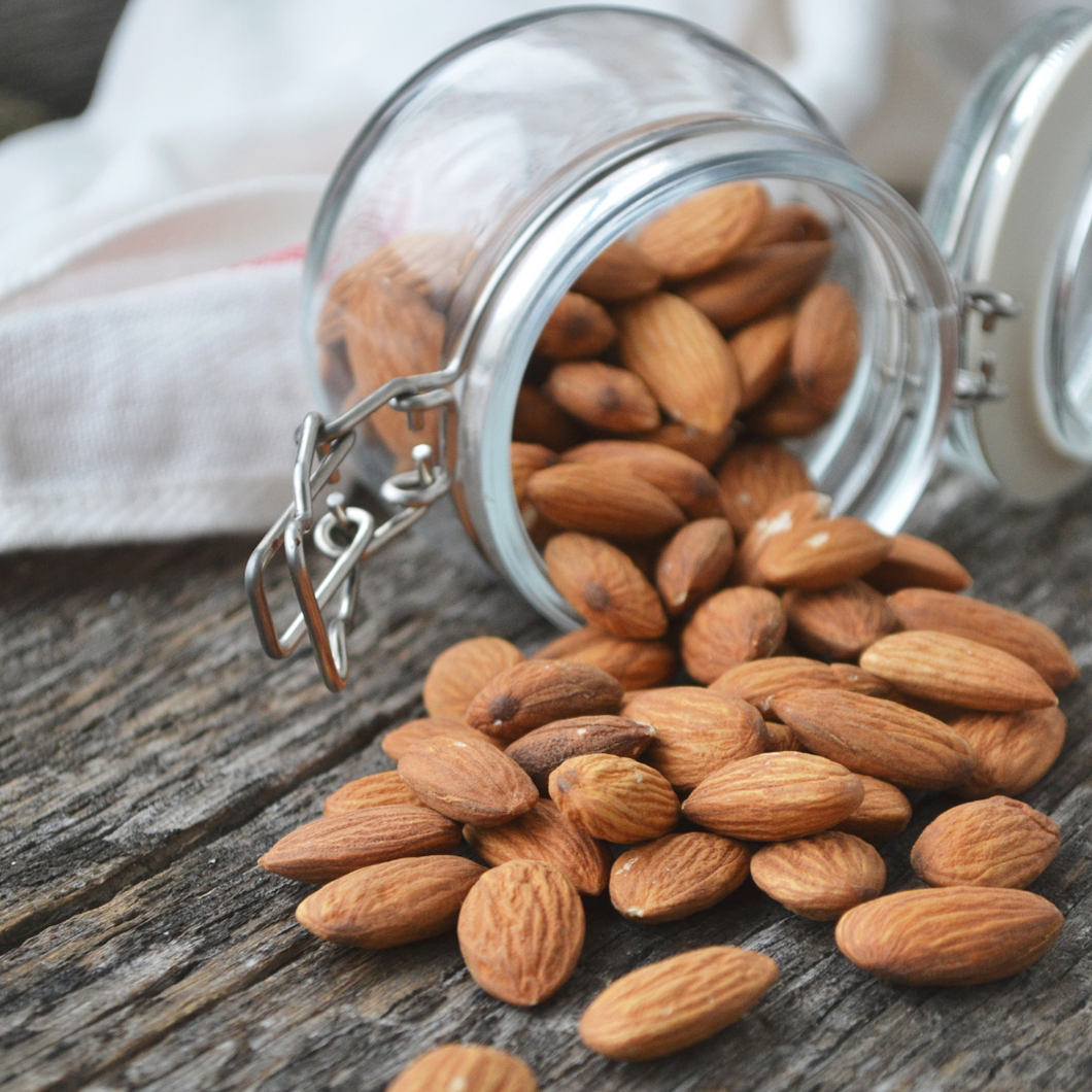 Package free Almonds in glass jar