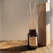 Load image into Gallery viewer, Eco friendly reed diffuser essential oil aromatherapy blend in amber glass jar with rattan reed and kraft gift box
