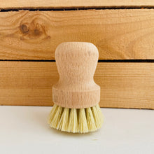 Load image into Gallery viewer, Wooden Pot Brush - Refill Mill
