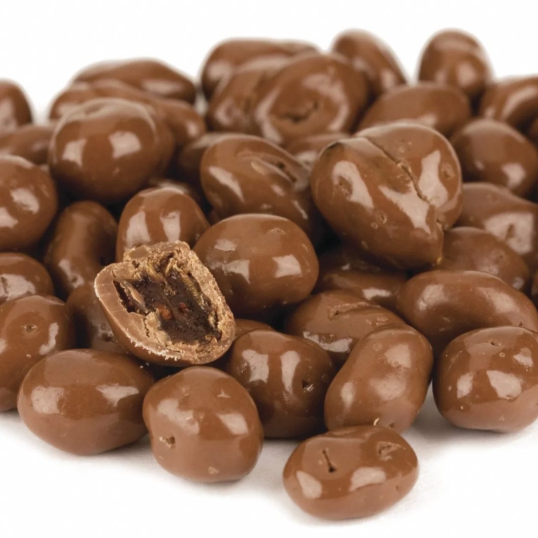 Zero waste milk chocolate covered raisins refill